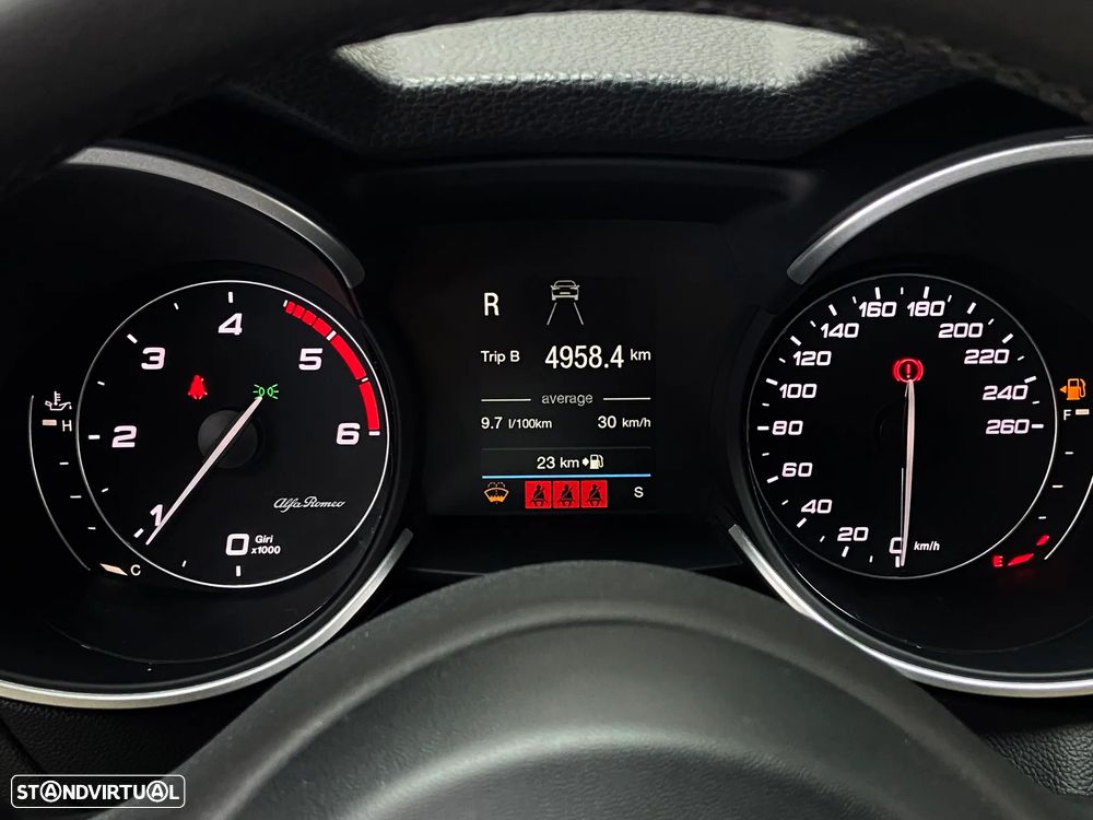 Alfa Romeo Stelvio 2.2 D Super AT8 - 14