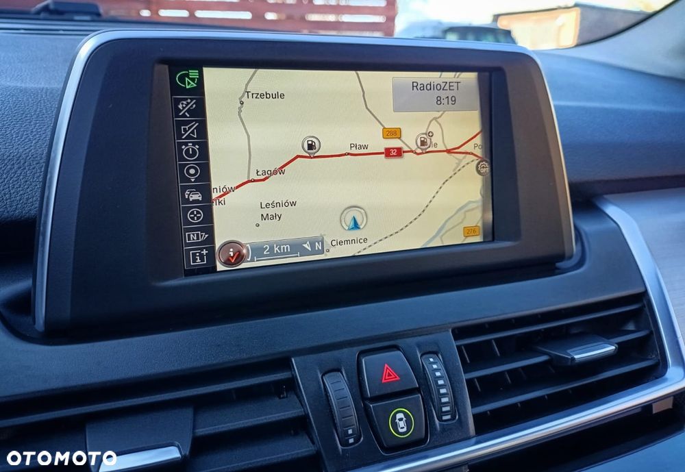 BMW Seria 2 218i - 10