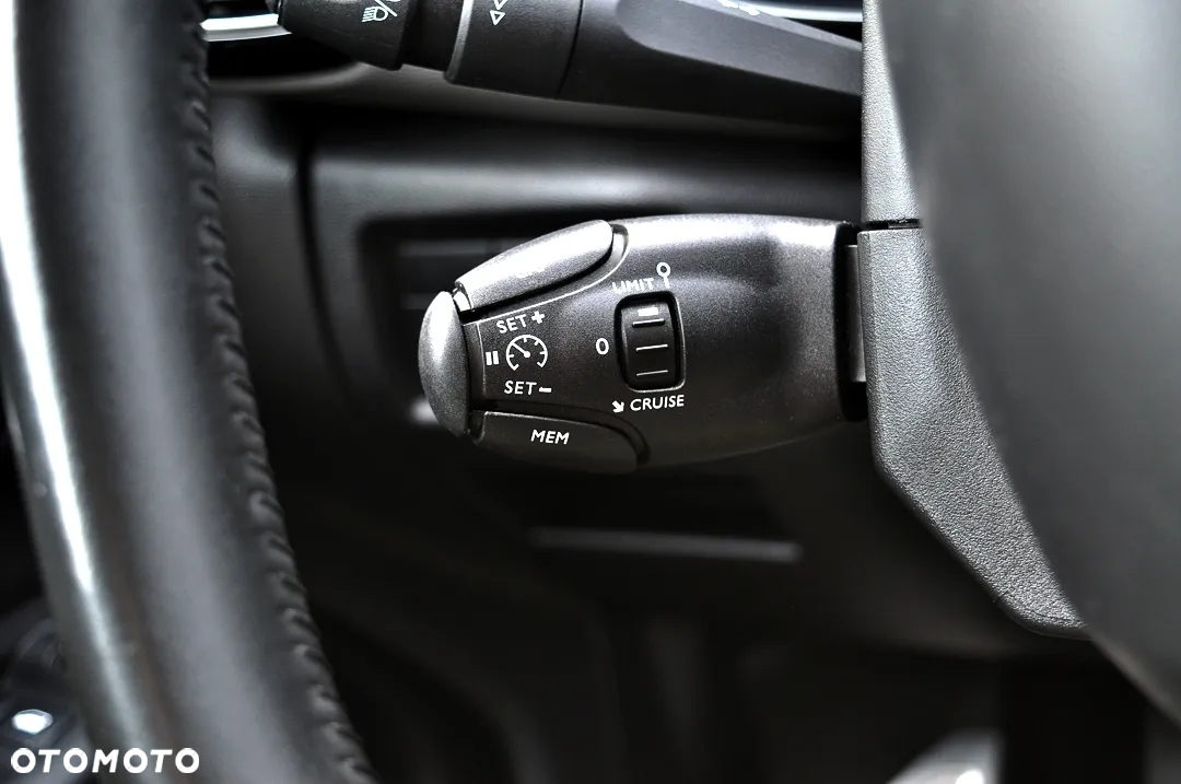 Citroën C5 Aircross 1.2 PureTech Live - 37