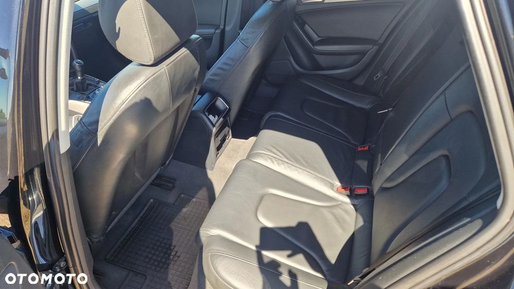 Audi A4 Avant 2.0 TDI - 9