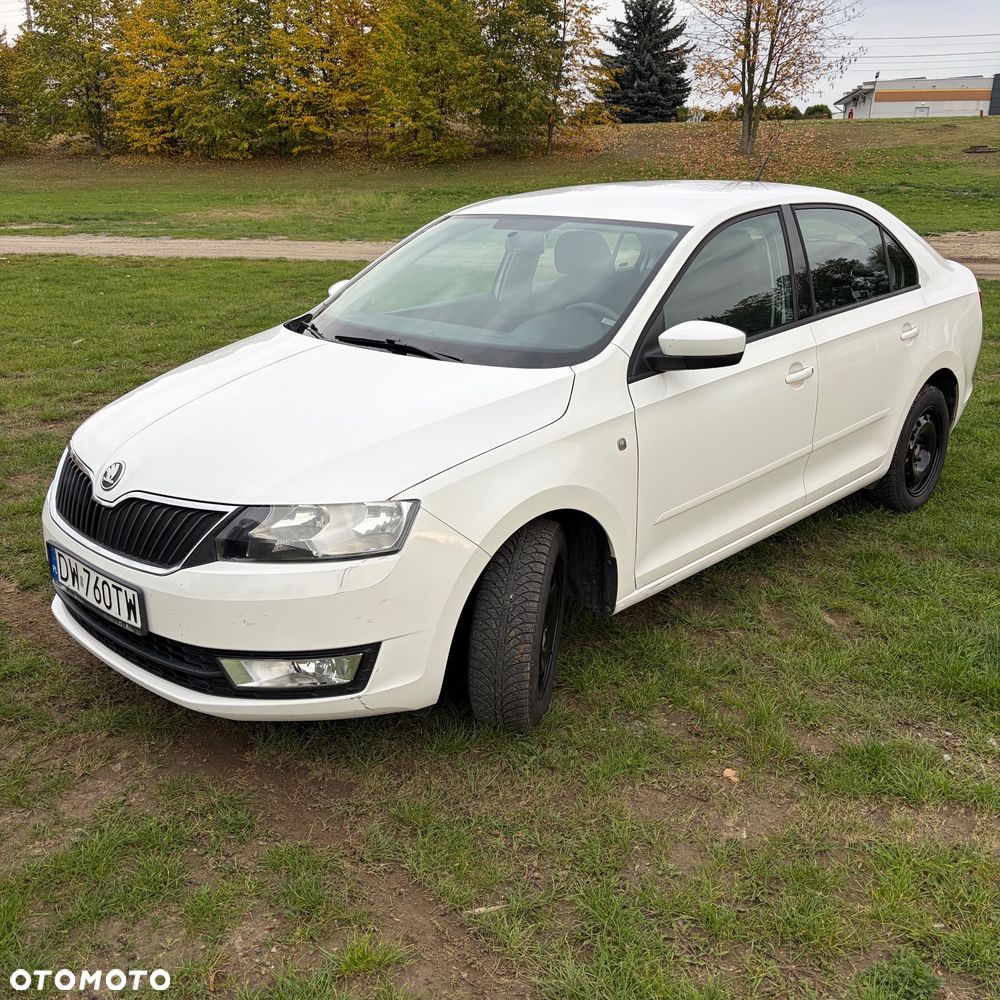 Skoda Rapid 2013 photo 3