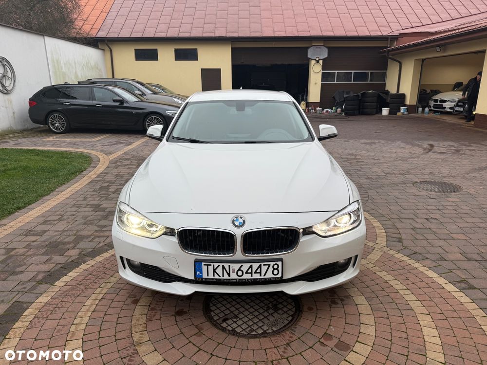 BMW Seria 3 320d Efficient Dynamics Edition - 3