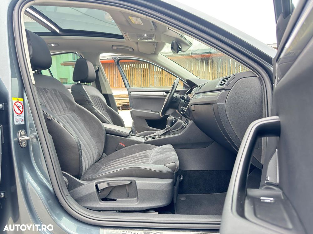 Skoda Superb 2.0 TDI DSG Premium Edition - 34