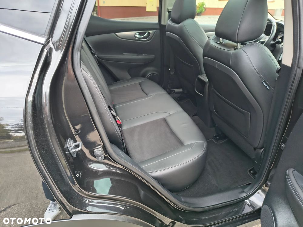 Nissan Qashqai 1.6 DIG-T Tekna - 24