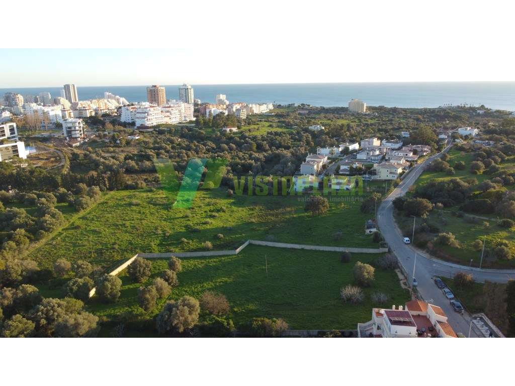 Lote Urbano em Portimão a 1000 Metros da Praia do Vau - Excelente I... - Grande imagem: 2/17