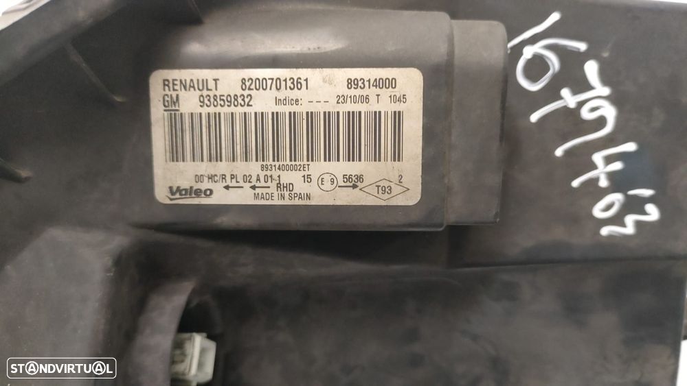 Farol Dto RENAULT TRAFIC II REF. 8200701361 93859832 - 3