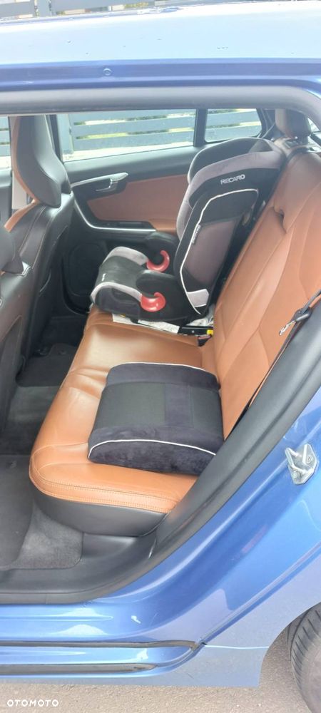 Volvo V60 - 16