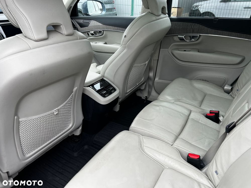 Volvo XC 90 B5 D AWD Plus Bright 7os - 18