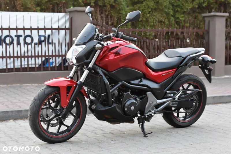 Honda NC - 20