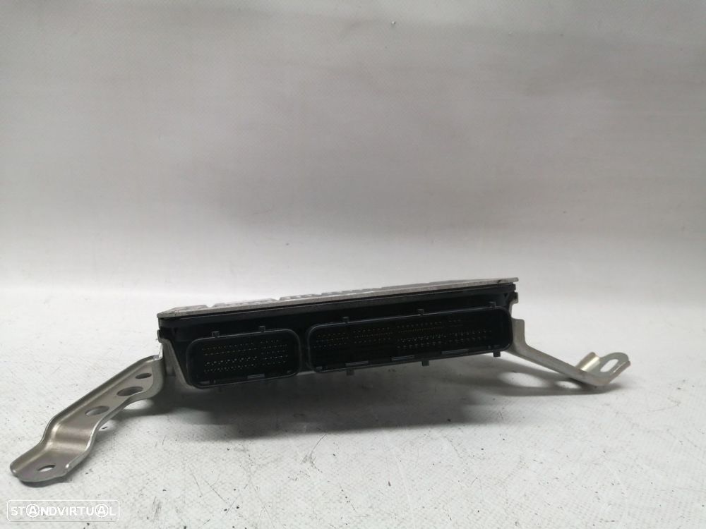 Centralina motor / ECU TOYOTA Yaris (_P13_) - 2