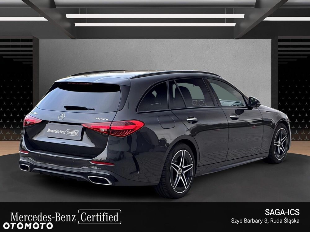 Mercedes-Benz C-Class 2025 photo 5