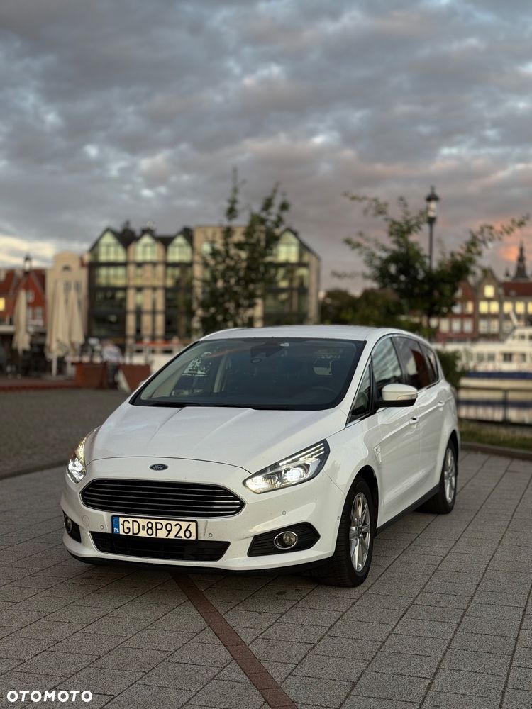 Ford S-Max 2.0 TDCi Titanium PowerShift - 2