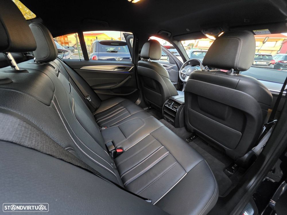 BMW 530 e iPerformance Pack M - 22