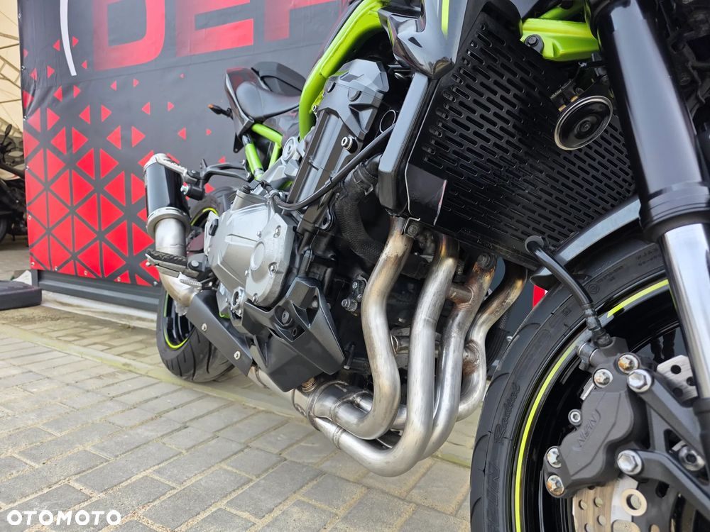Kawasaki Z 900 - 16