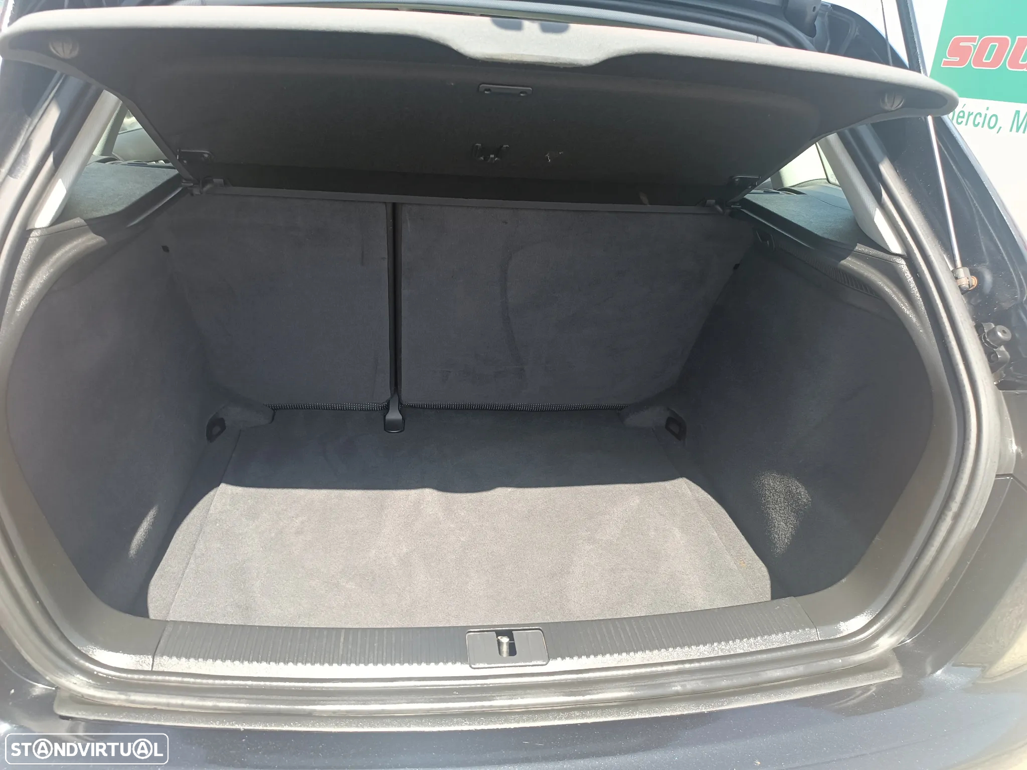 Audi A3 Sportback 1.6 FSi Attraction - 27