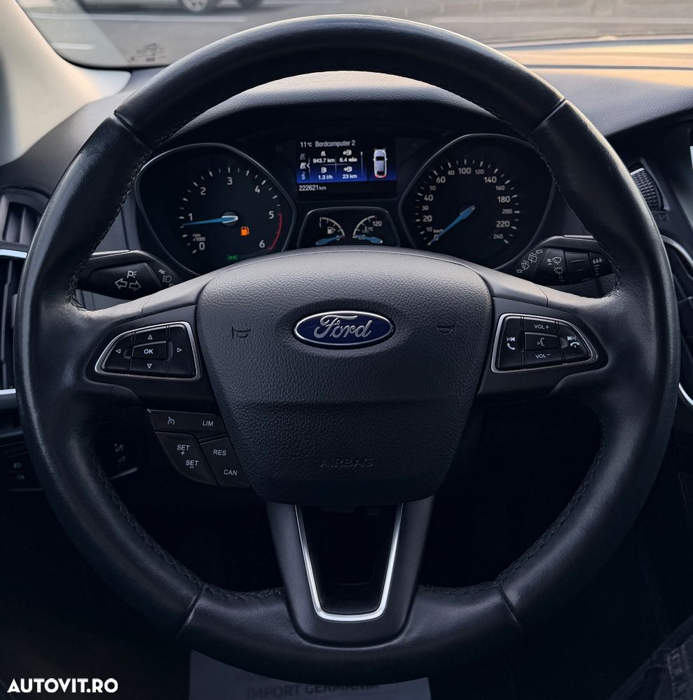 Ford Focus 2.0 EcoBlue Titanium Business - 35