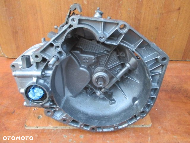 SKRZYNIA FIAT PUNTO II GRANDE PUNTO EVO LANCIA MITO 1.2 1.4 8V 5bi -trzysta - 4