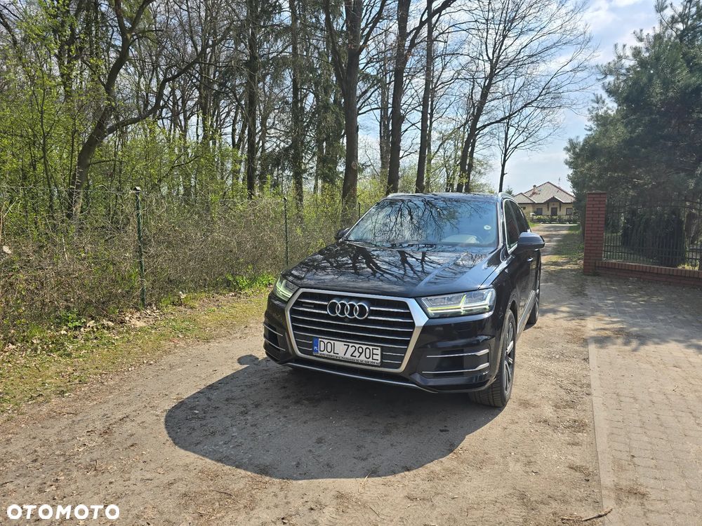 Audi Q7 3.0 TFSI Quattro Tiptronic - 1