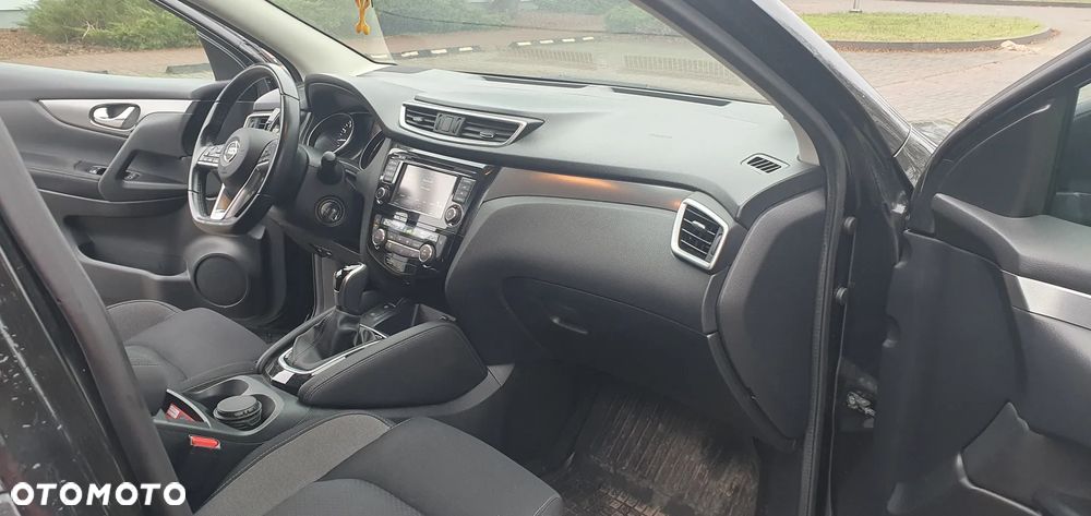Nissan Qashqai 1.3 DIG-T MHEV Xtronic N-Connecta - 8