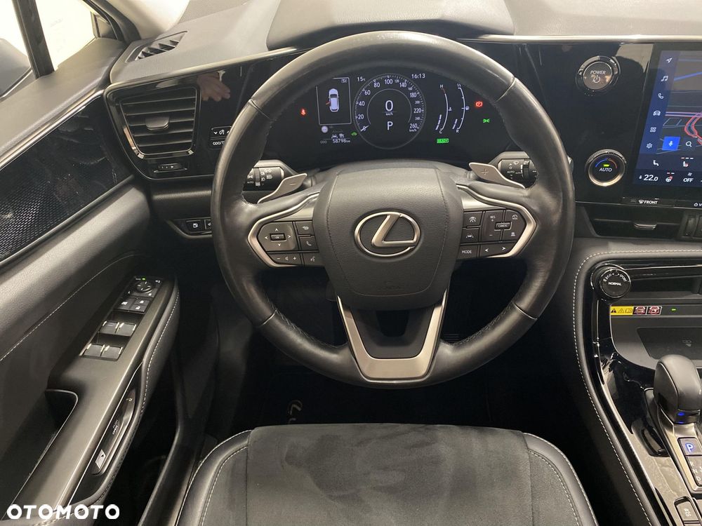 Lexus NX - 12