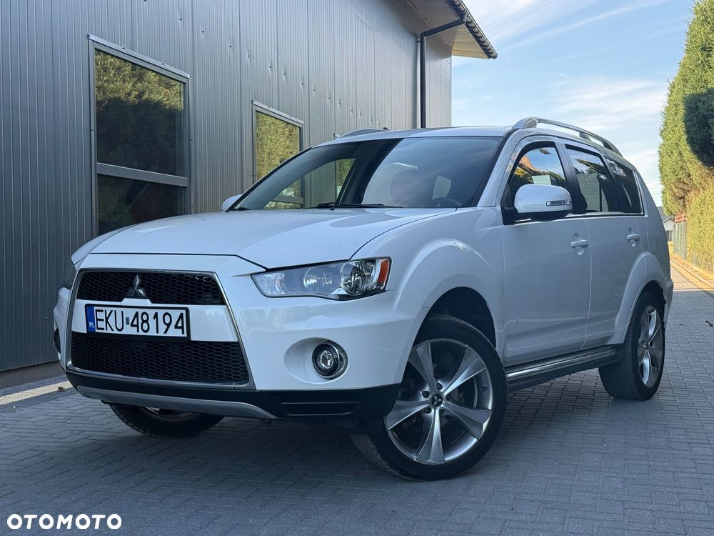 Mitsubishi Outlander 2.0 2WD Inform - 2