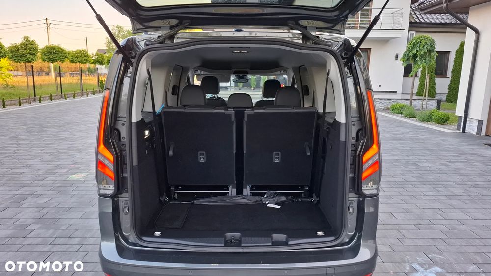 Ford Tourneo Connect - 37