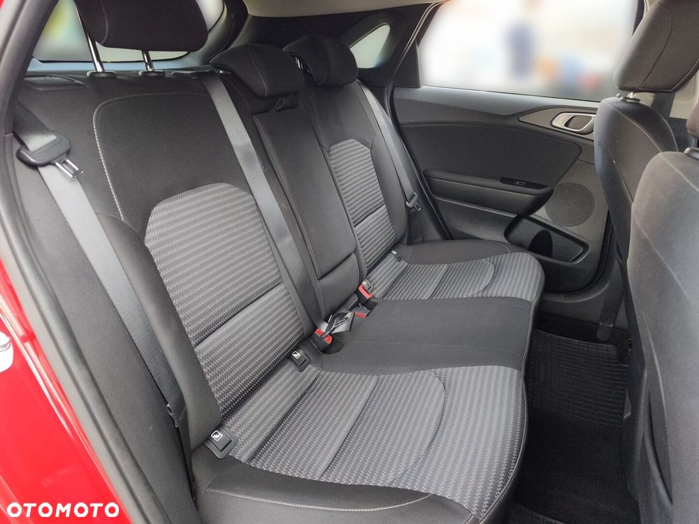 Kia Ceed 1.5 T-GDI M DCT - 12