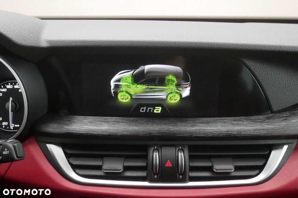 Alfa Romeo Stelvio 2.0 Turbo B-Tech Edition Q4 - 22