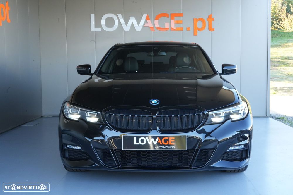 BMW 320 e Pack M Auto - 13