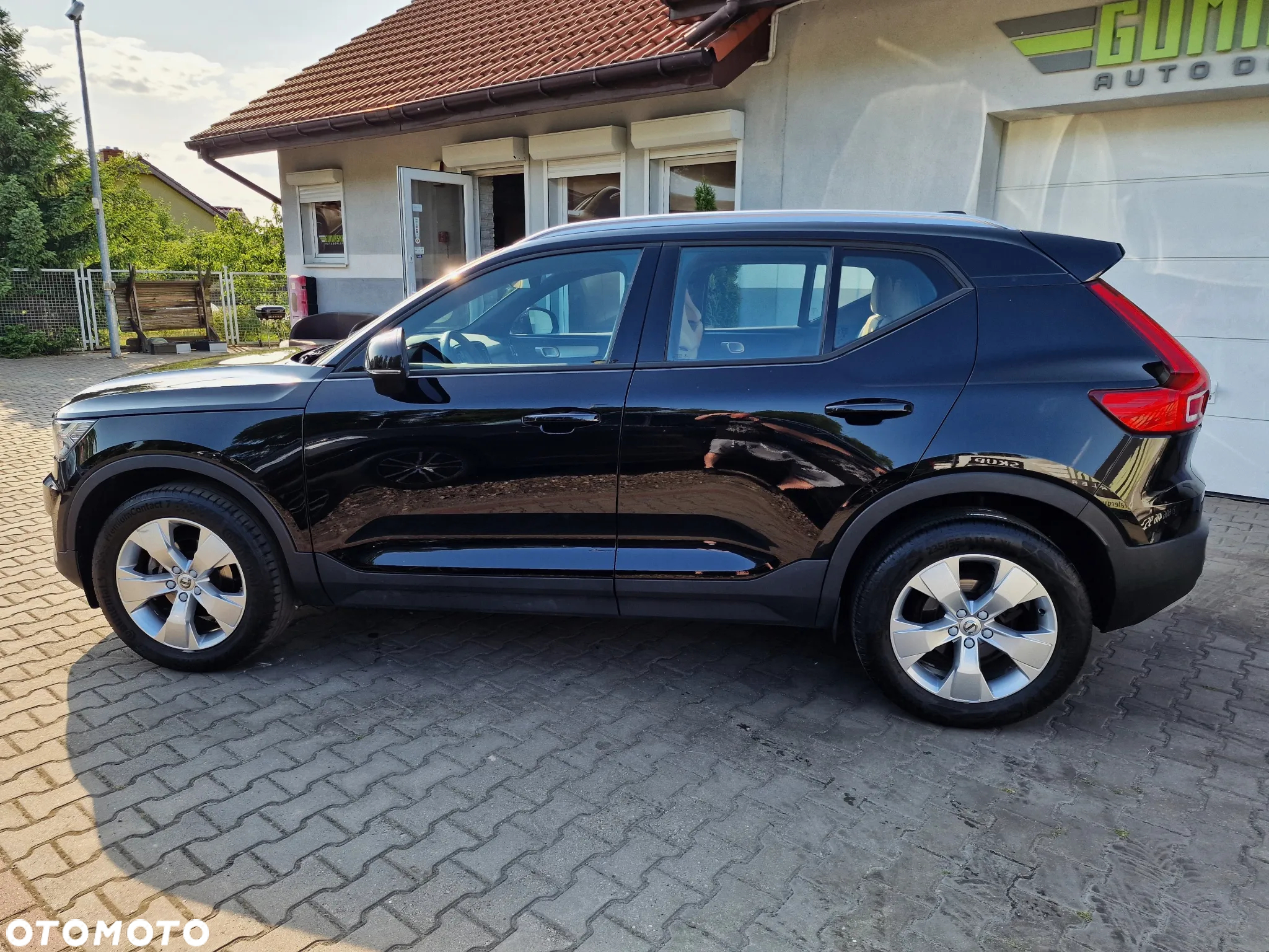 Volvo XC 40 D3 Momentum Pro - 9
