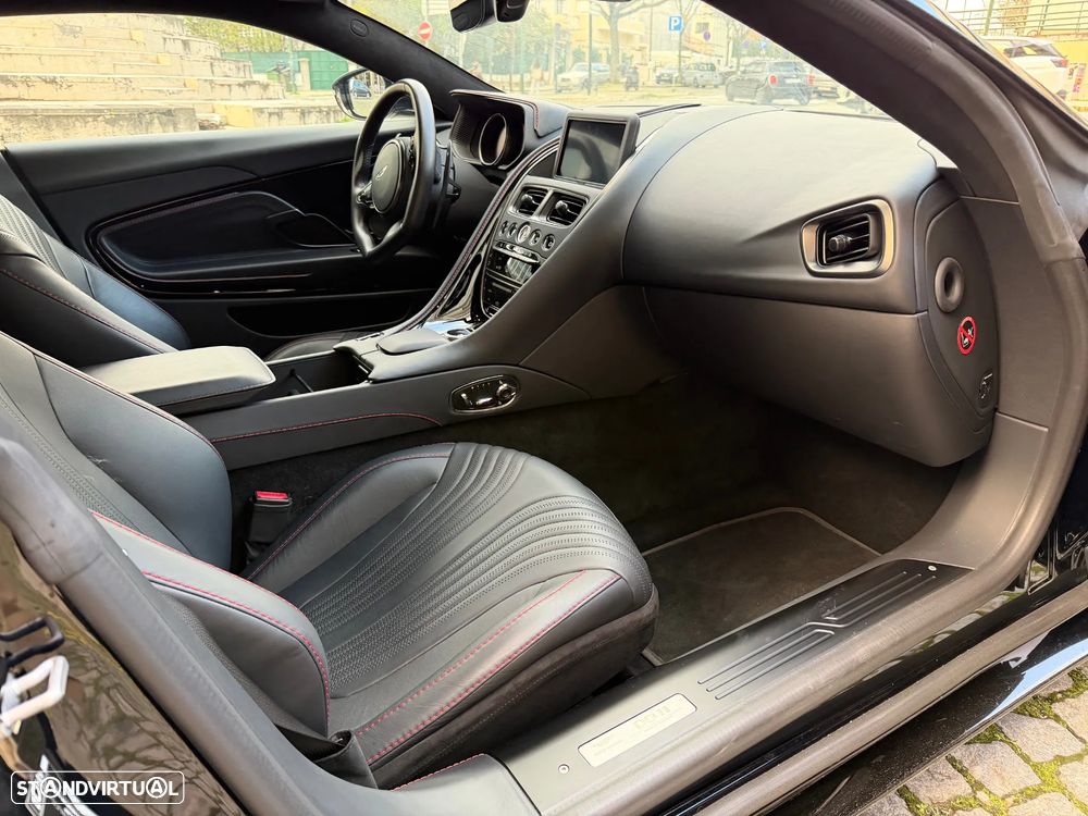 Aston Martin DB11 Coupé V8 Auto - 5