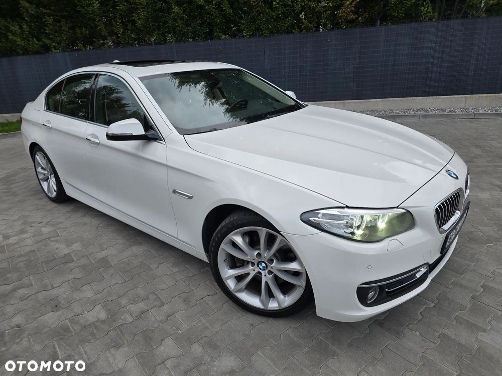 BMW Seria 5 535i xDrive Sport-Aut Luxury Line - 4