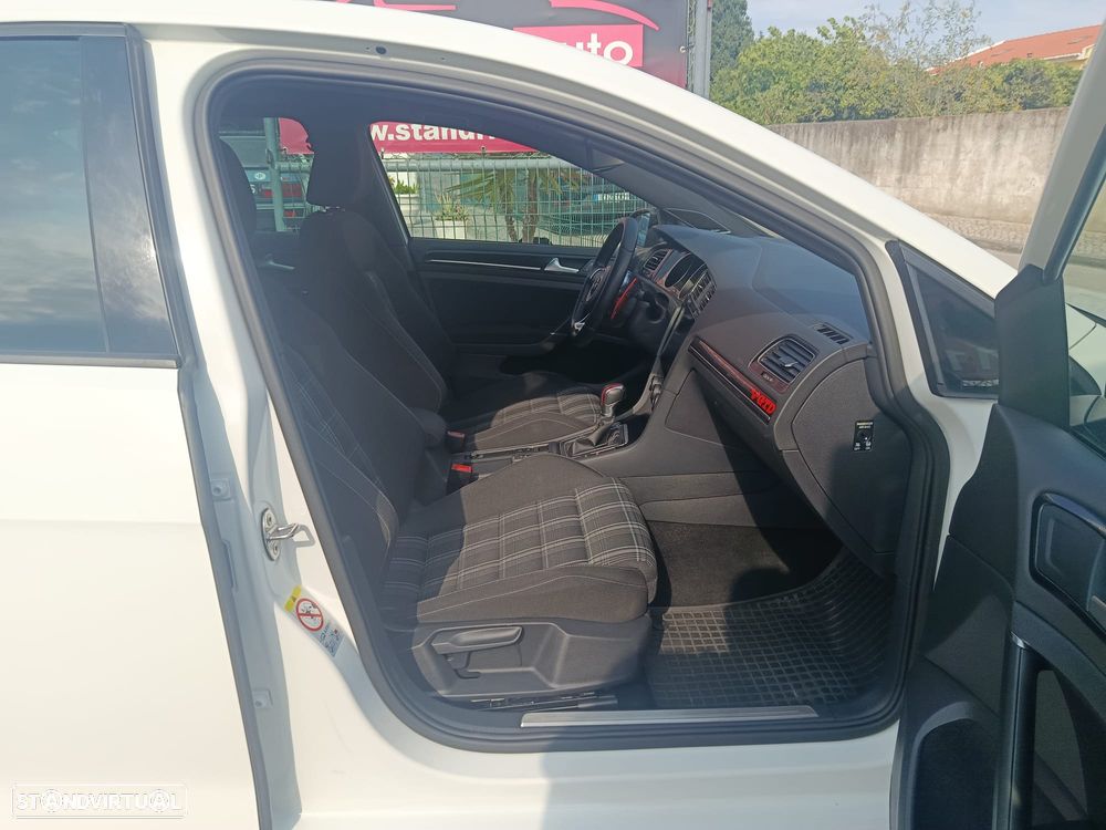 VW Golf GTD (BlueMotion ) DSG - 45