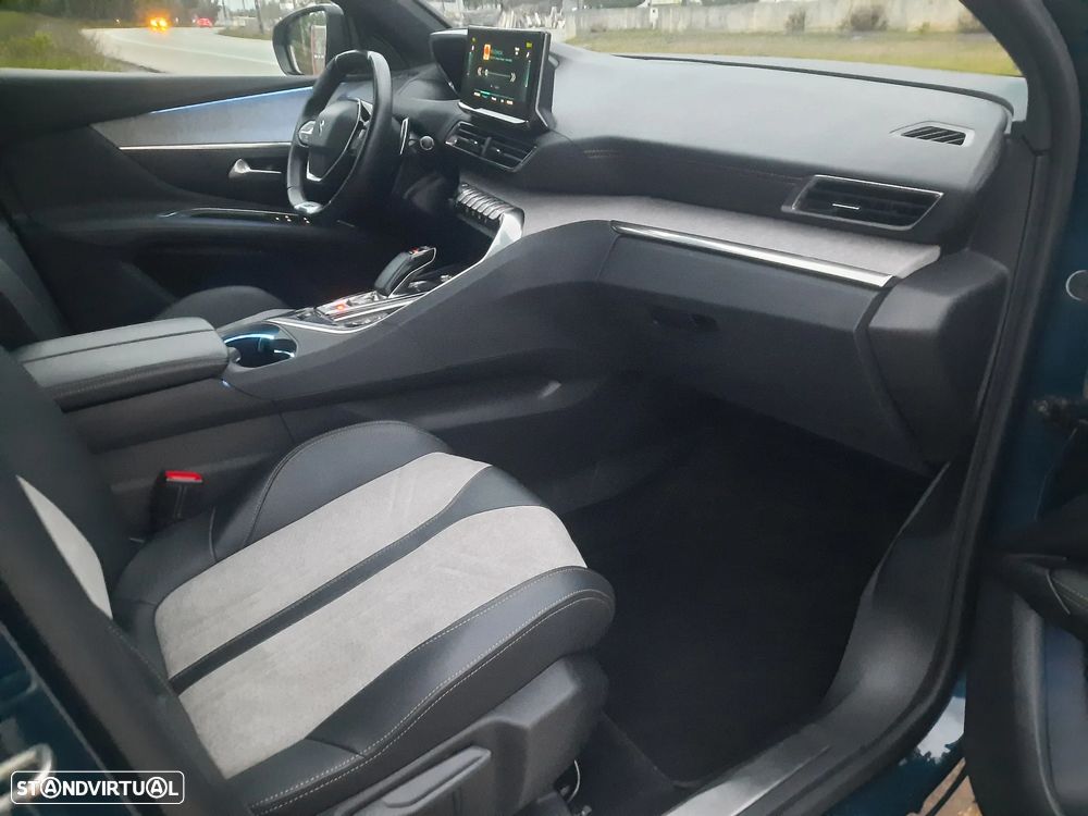 Peugeot 3008 1.6 Hybrid4 GT e-EAT8 - 35