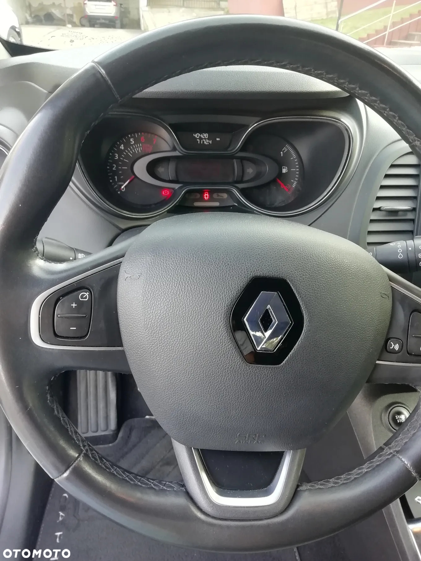 Renault Captur - 16