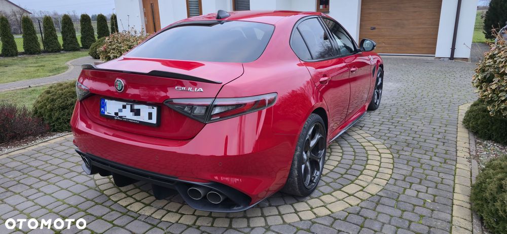 Alfa Romeo Giulia - 1