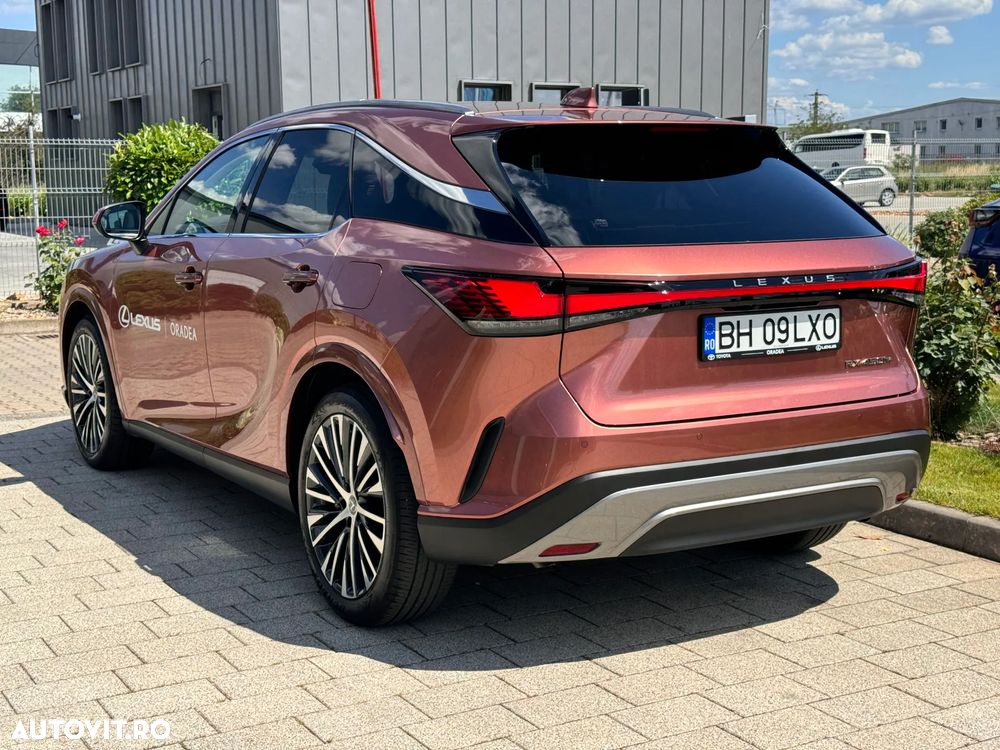 Lexus Seria RX 450h+ E-Four PHEV Executive - 5