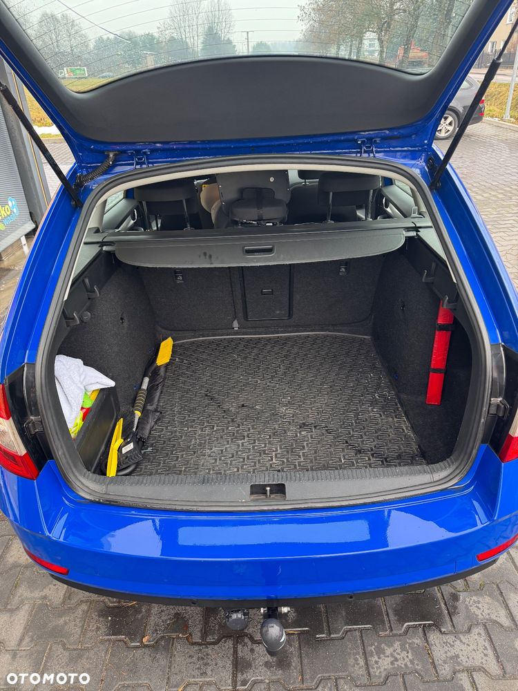 Skoda Octavia 1.6 TDI Ambition DSG - 4