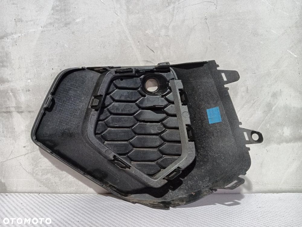 KRATKA ZDERZAKA PRAWA AUDI A3 8Y 8Y0807954 - 4