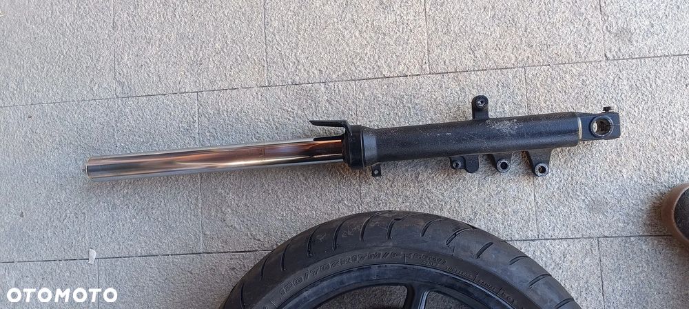 SUZUKI GLADIUS SVF 650 LAGI LAGA ZAWIESZENIE KOŁO FELGA TARCZE HAMULCOWEPRZÓD - 4
