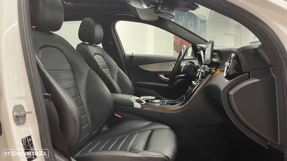 Mercedes-Benz C 43 AMG 4-Matic - 32
