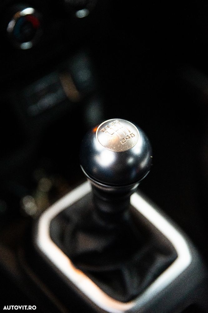 Jeep Renegade 1.0 Turbo 4x2 M6 Sport - 16