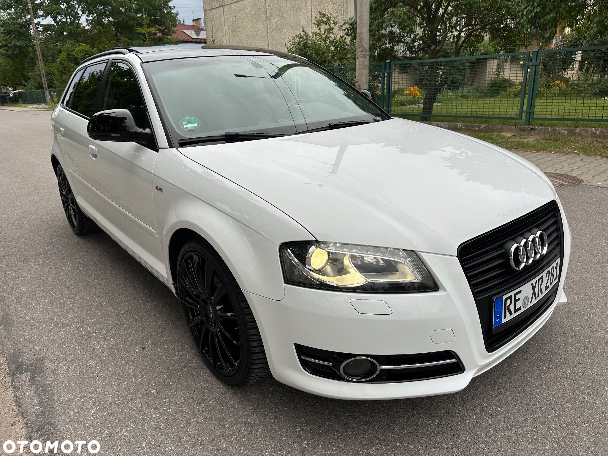 Audi A3 1.8 TFSI Sportback S line Sportpaket - 4