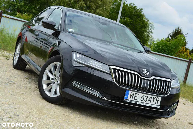 Skoda Superb 2.0 TDI SCR Style DSG - 3