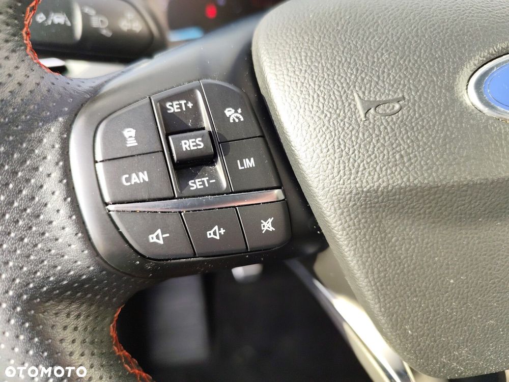 Ford Focus - 22