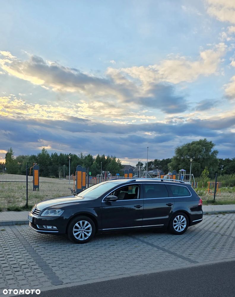 Volkswagen Passat - 28