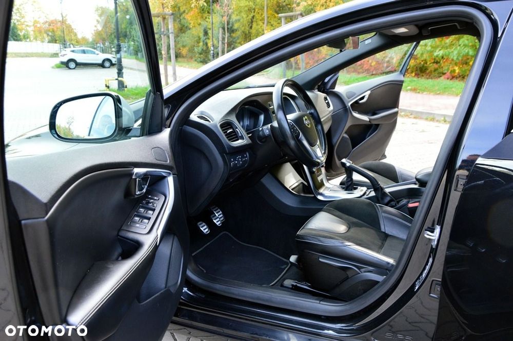 Volvo V40 D4 RDesign - 18