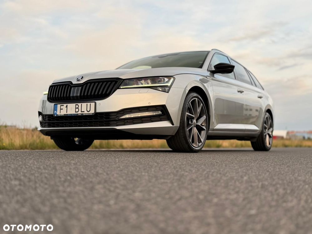 Skoda Superb 2.0 TDI DSG Sportline - 2