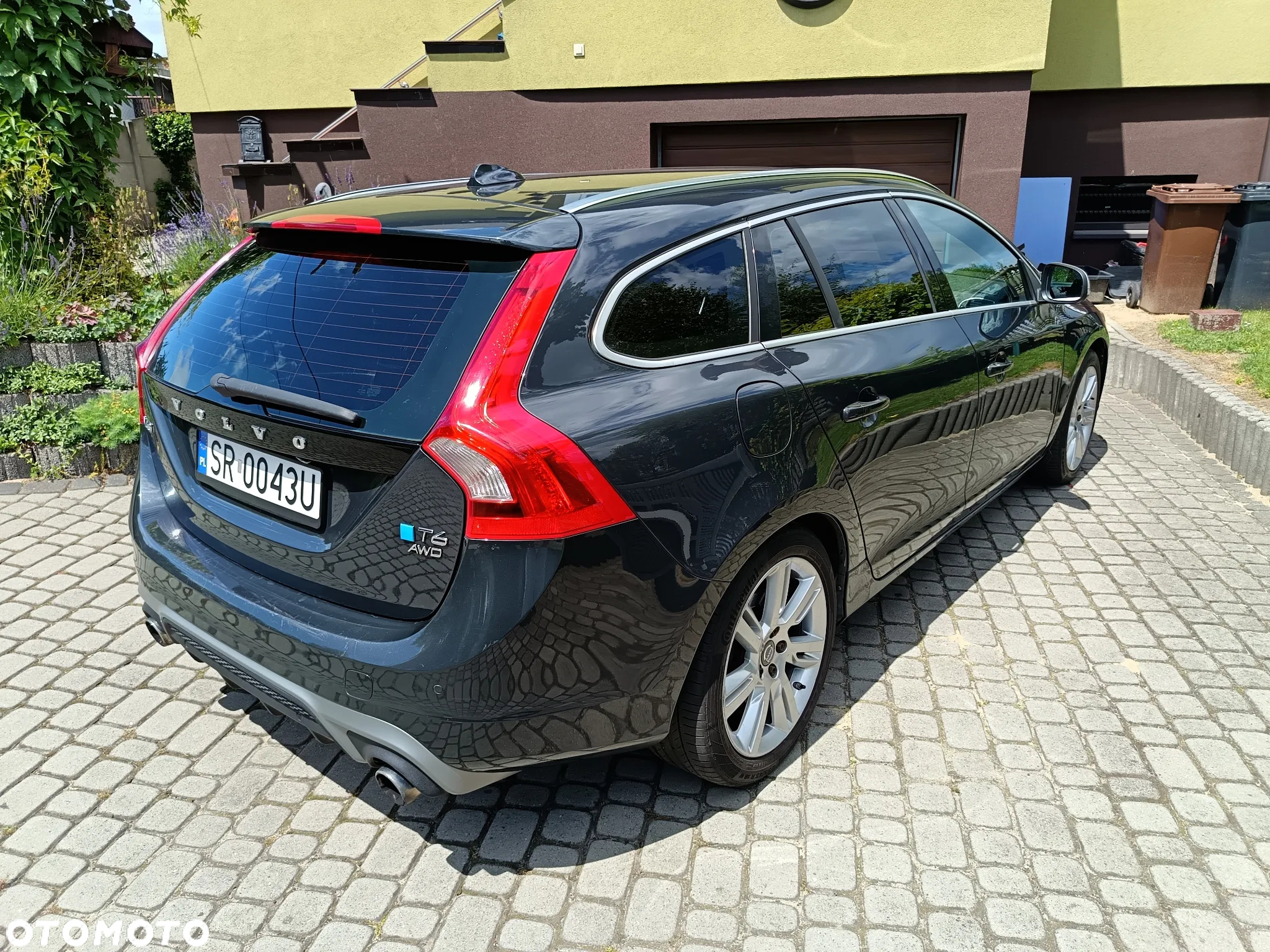 Volvo V60 T6 AWD R-Design Summum - 8