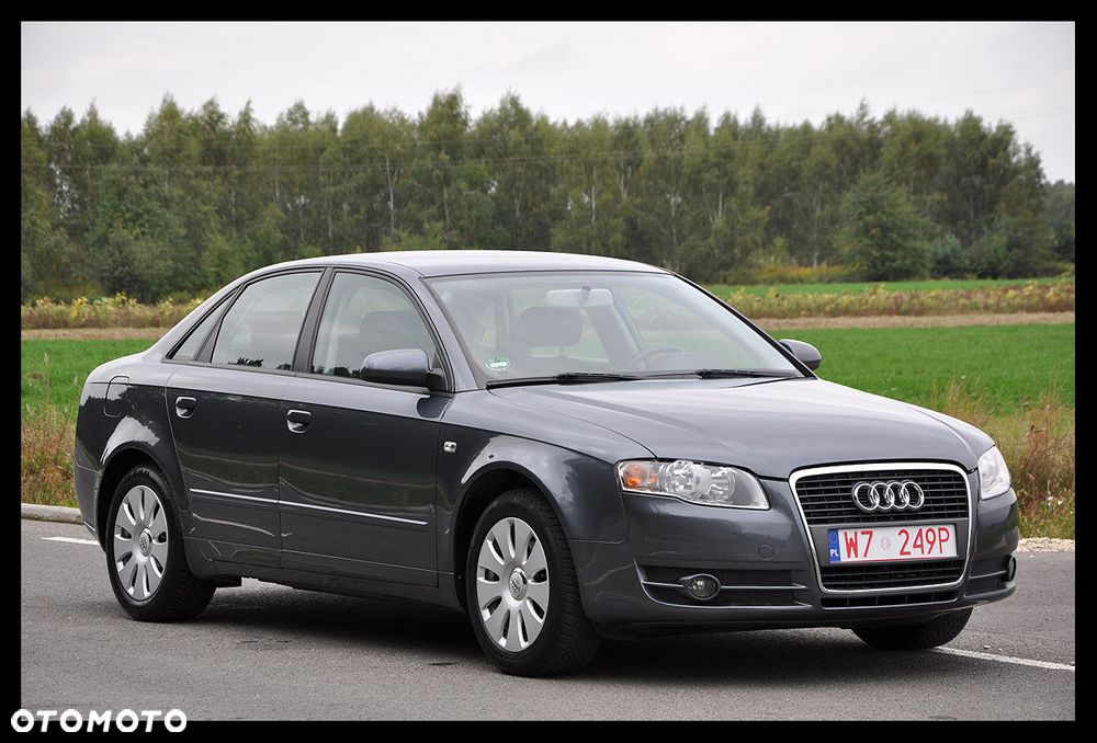 Audi A4 Limousine - 16